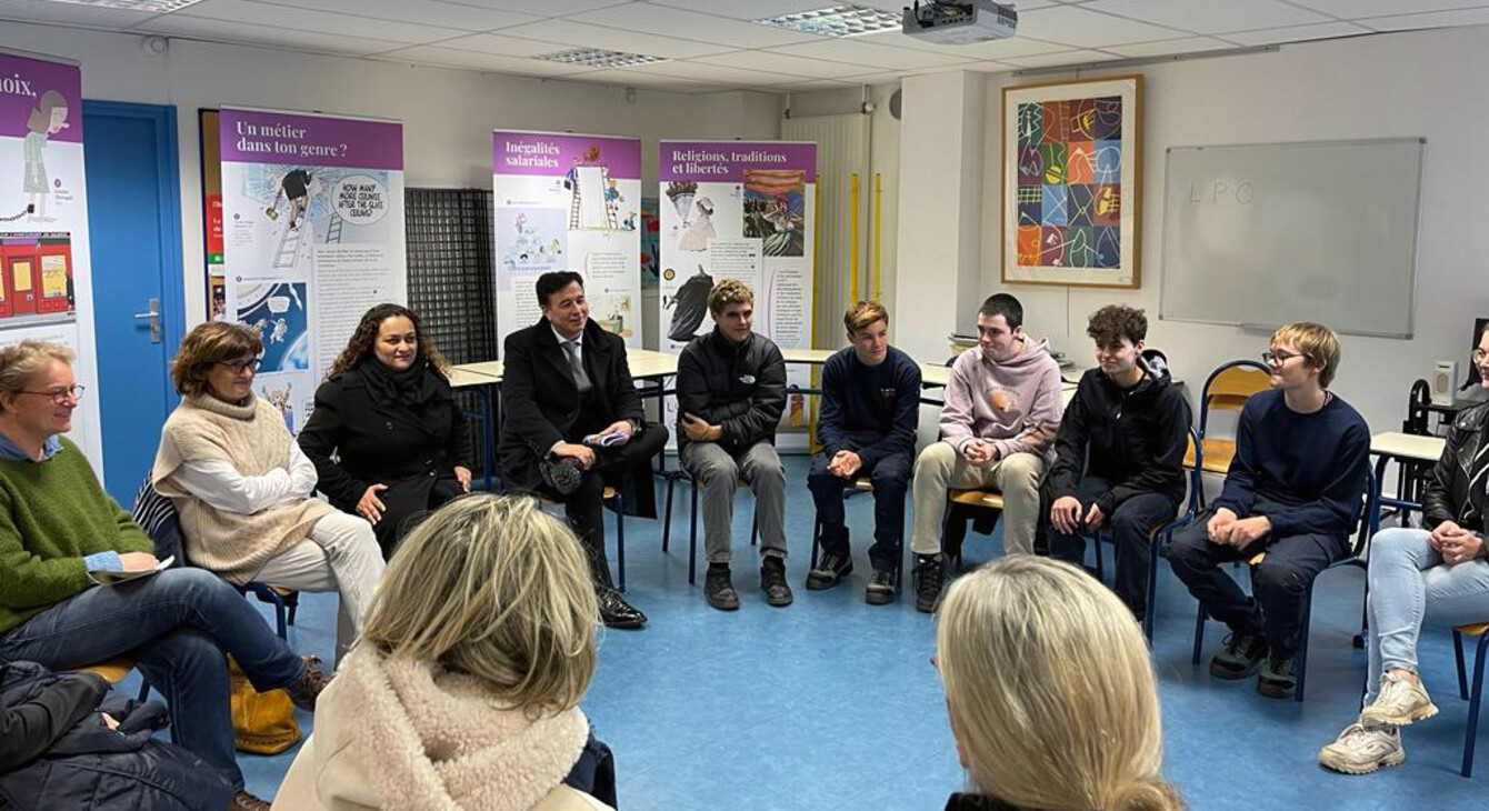 Le Recteur Emmanuel Ethis échange avec les élèves du lycée professionnel du Blavet à Pontivy